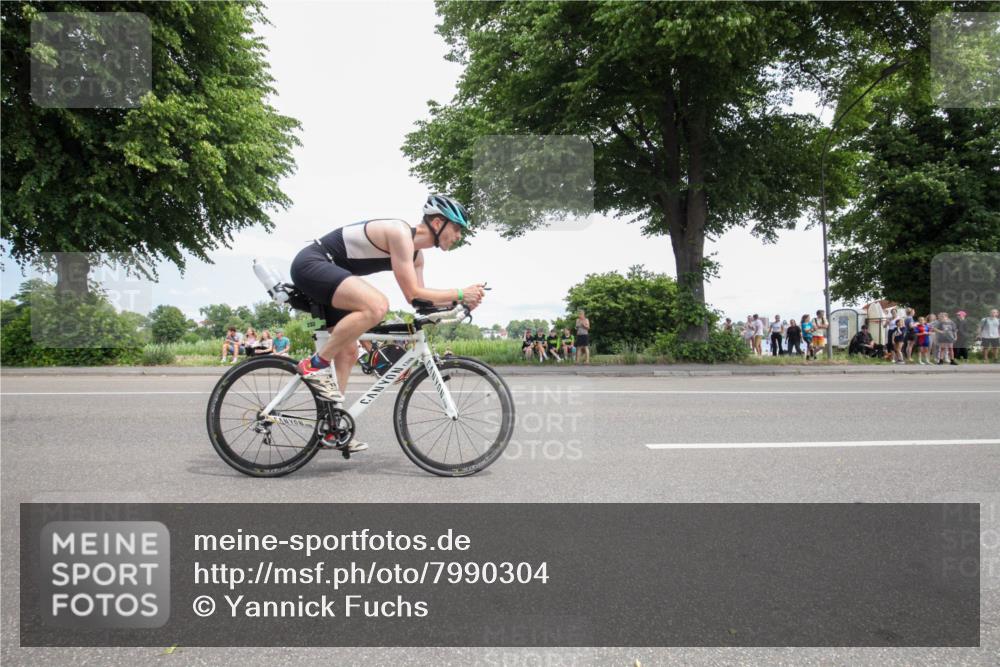 15.06.2025 - 7 Türme Triathlon Yannick Fuchs http://msf.ph/oto/7990304 15.06.2025 13:13:11 Radfahren 233, 243, 276, 370, 381, 414, 496, 517, 711, 812, 1041 meine-sportfotos.de