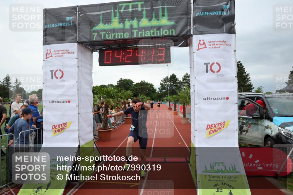 15.06.2025 - 7 Türme Triathlon Michael Strokosch http://msf.ph/oto/7990319 15.06.2025 14:24:12 Ziel 623, 642, 664, 822 meine-sportfotos.de
