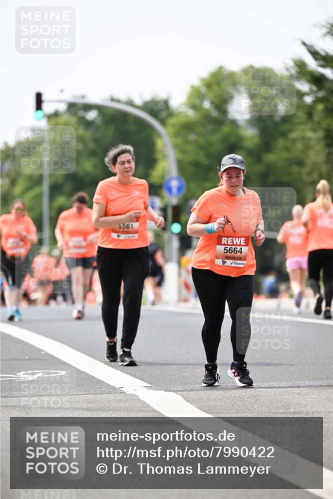 15.06.2025 - REWE Women's Run Dr. Thomas Lammeyer http://msf.ph/oto/7990422 15.06.2025 10:49:55 Laufen 5561, 5664 meine-sportfotos.de