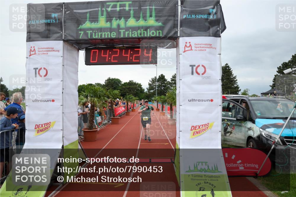 15.06.2025 - 7 Türme Triathlon Michael Strokosch http://msf.ph/oto/7990453 15.06.2025 14:24:24 Ziel 198, 436, 1002, 1012 meine-sportfotos.de