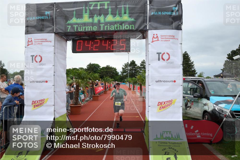15.06.2025 - 7 Türme Triathlon Michael Strokosch http://msf.ph/oto/7990479 15.06.2025 14:24:24 Ziel 198, 436, 1002, 1012 meine-sportfotos.de