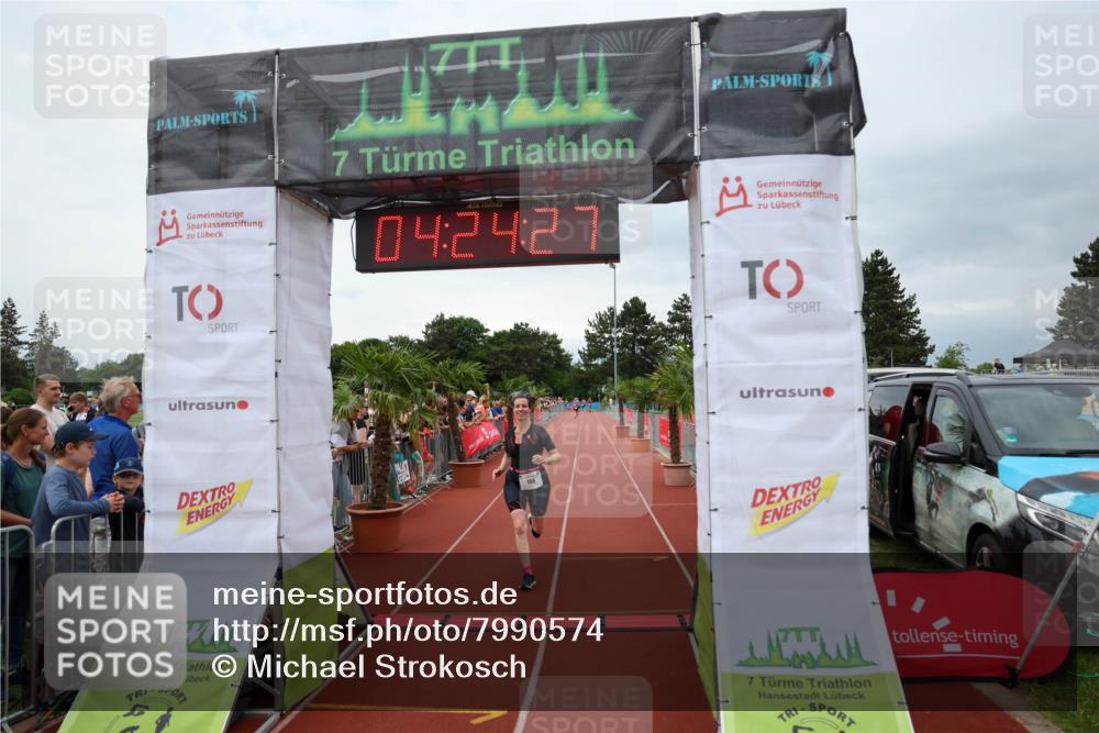 15.06.2025 - 7 Türme Triathlon Michael Strokosch http://msf.ph/oto/7990574 15.06.2025 14:24:26 Ziel 198, 436, 1002, 1012 meine-sportfotos.de