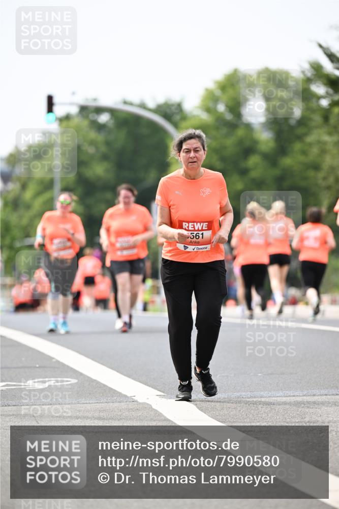15.06.2025 - REWE Women's Run Dr. Thomas Lammeyer http://msf.ph/oto/7990580 15.06.2025 10:49:58 Laufen 561 meine-sportfotos.de