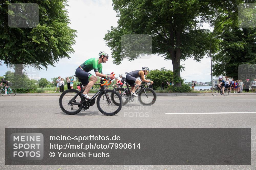 15.06.2025 - 7 Türme Triathlon Yannick Fuchs http://msf.ph/oto/7990614 15.06.2025 13:16:25 Radfahren 490, 514, 729, 742, 806, 911, 931, 934, 1131 meine-sportfotos.de