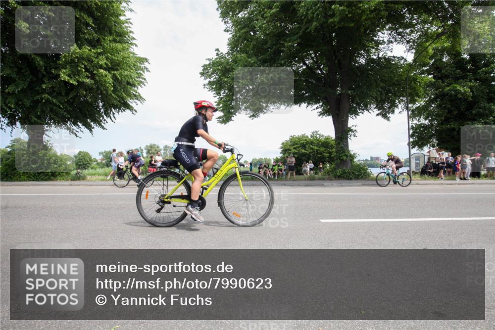 15.06.2025 - 7 Türme Triathlon Yannick Fuchs http://msf.ph/oto/7990623 15.06.2025 13:16:49 Radfahren 291, 336, 337, 401, 533, 703, 737, 748, 830 meine-sportfotos.de