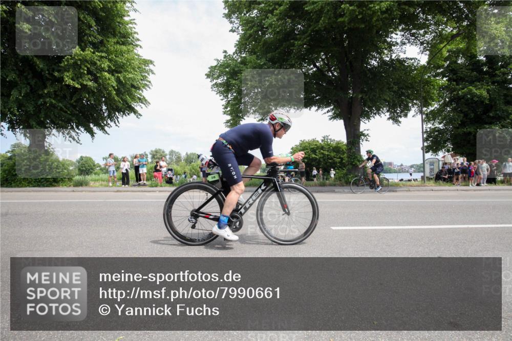 15.06.2025 - 7 Türme Triathlon Yannick Fuchs http://msf.ph/oto/7990661 15.06.2025 13:17:09 Radfahren 397, 445, 541, 563, 566, 756, 893, 1039, 1062 meine-sportfotos.de