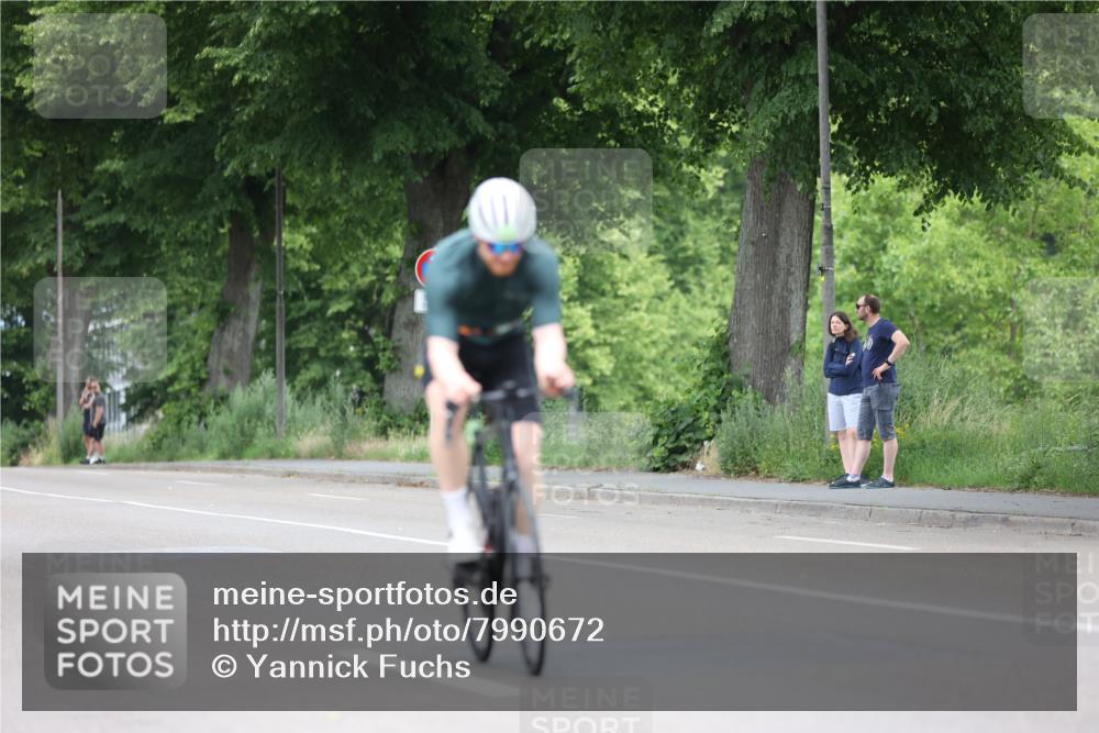 15.06.2025 - 7 Türme Triathlon Yannick Fuchs http://msf.ph/oto/7990672 15.06.2025 11:54:51 Radfahren 305 meine-sportfotos.de