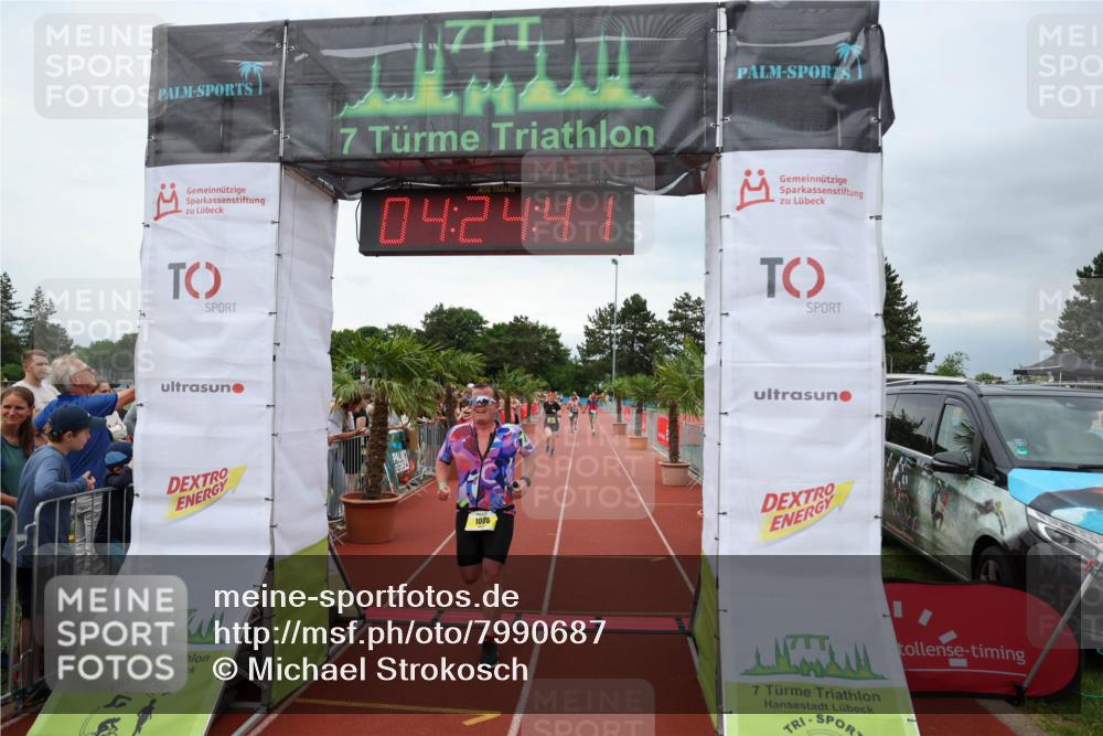 15.06.2025 - 7 Türme Triathlon Michael Strokosch http://msf.ph/oto/7990687 15.06.2025 14:24:41 Ziel 764, 1080 meine-sportfotos.de