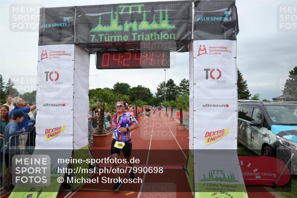 15.06.2025 - 7 Türme Triathlon Michael Strokosch http://msf.ph/oto/7990698 15.06.2025 14:24:41 Ziel 764, 1080 meine-sportfotos.de