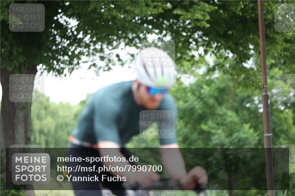 15.06.2025 - 7 Türme Triathlon Yannick Fuchs http://msf.ph/oto/7990700 15.06.2025 11:54:52 Radfahren 305 meine-sportfotos.de