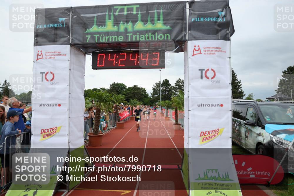 15.06.2025 - 7 Türme Triathlon Michael Strokosch http://msf.ph/oto/7990718 15.06.2025 14:24:43 Ziel 575, 764, 1046, 1080 meine-sportfotos.de