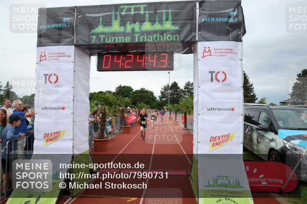 15.06.2025 - 7 Türme Triathlon Michael Strokosch http://msf.ph/oto/7990731 15.06.2025 14:24:43 Ziel 575, 764, 1046, 1080 meine-sportfotos.de