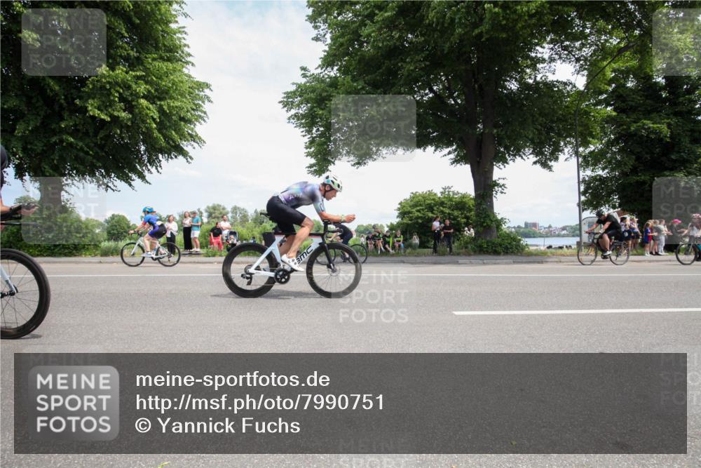 15.06.2025 - 7 Türme Triathlon Yannick Fuchs http://msf.ph/oto/7990751 15.06.2025 13:17:40 Radfahren 574, 584, 590, 666, 764, 800, 850 meine-sportfotos.de