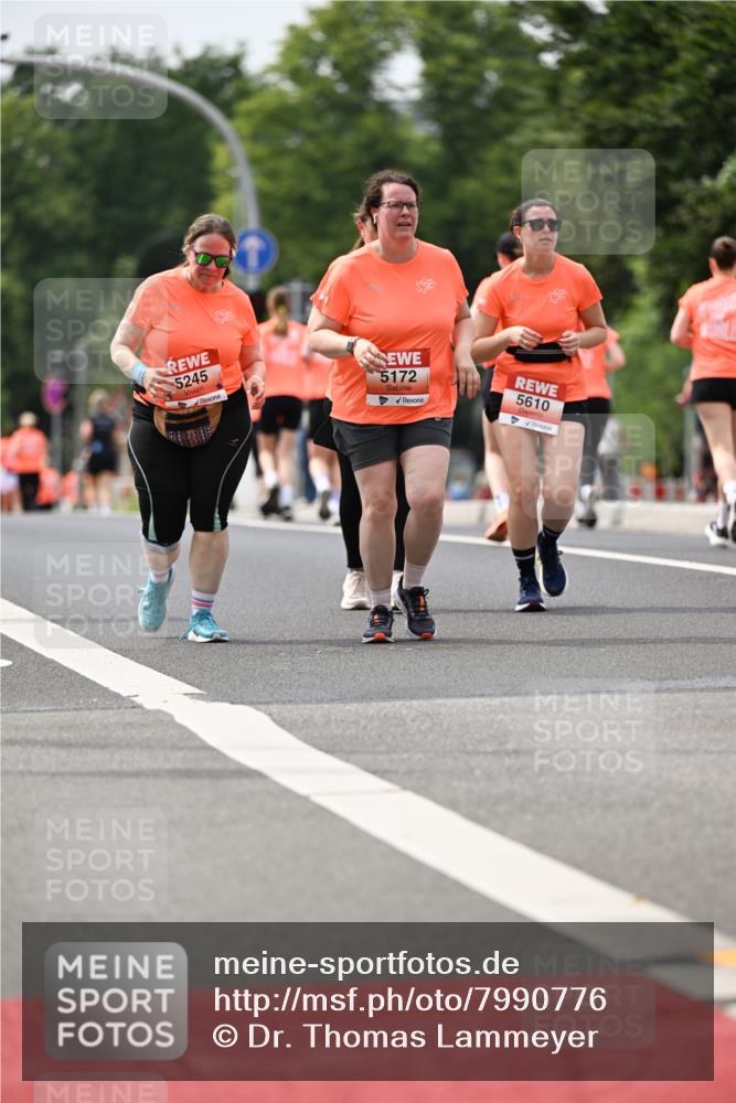 15.06.2025 - REWE Women's Run Dr. Thomas Lammeyer http://msf.ph/oto/7990776 15.06.2025 10:50:03 Laufen 5245, 5172, 5610 meine-sportfotos.de