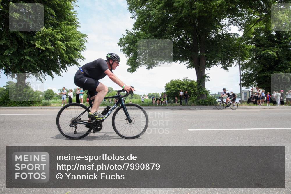 15.06.2025 - 7 Türme Triathlon Yannick Fuchs http://msf.ph/oto/7990879 15.06.2025 13:18:42 Radfahren 204, 223, 336, 412, 533, 679, 863, 1015, 1035, 1040, 1191 meine-sportfotos.de