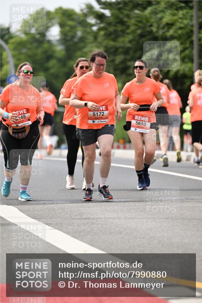 15.06.2025 - REWE Women's Run Dr. Thomas Lammeyer http://msf.ph/oto/7990880 15.06.2025 10:50:05 Laufen 245, 5172, 5610 meine-sportfotos.de