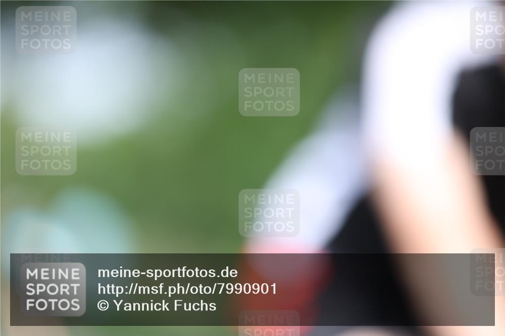 15.06.2025 - 7 Türme Triathlon Yannick Fuchs http://msf.ph/oto/7990901 15.06.2025 13:04:01 Radfahren 303, 364, 432, 453, 1005, 1127, 1134 meine-sportfotos.de