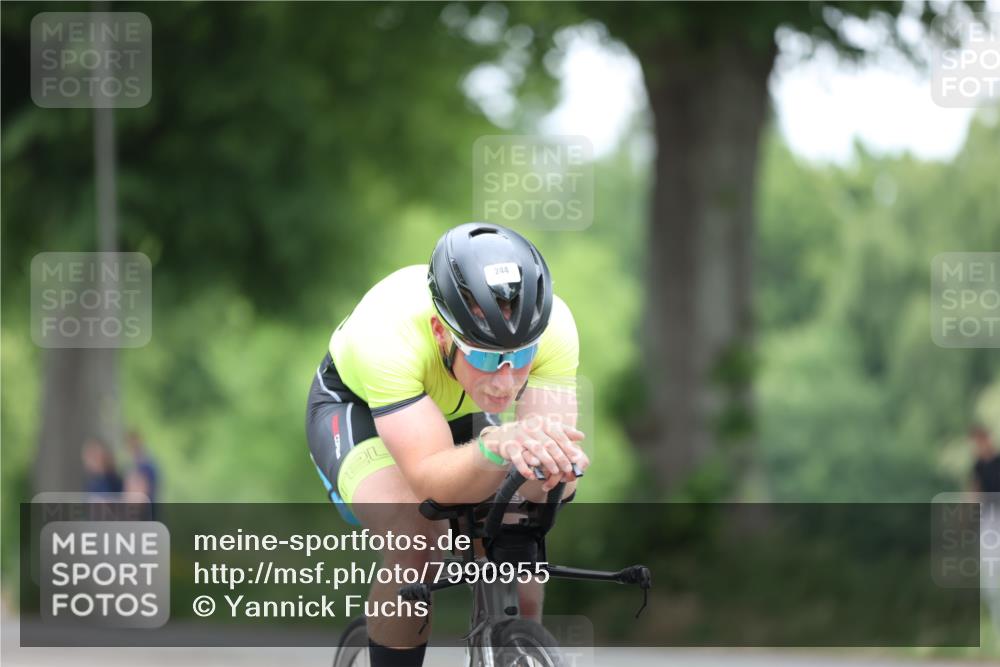 15.06.2025 - 7 Türme Triathlon Yannick Fuchs http://msf.ph/oto/7990955 15.06.2025 11:56:18 Radfahren 207 meine-sportfotos.de