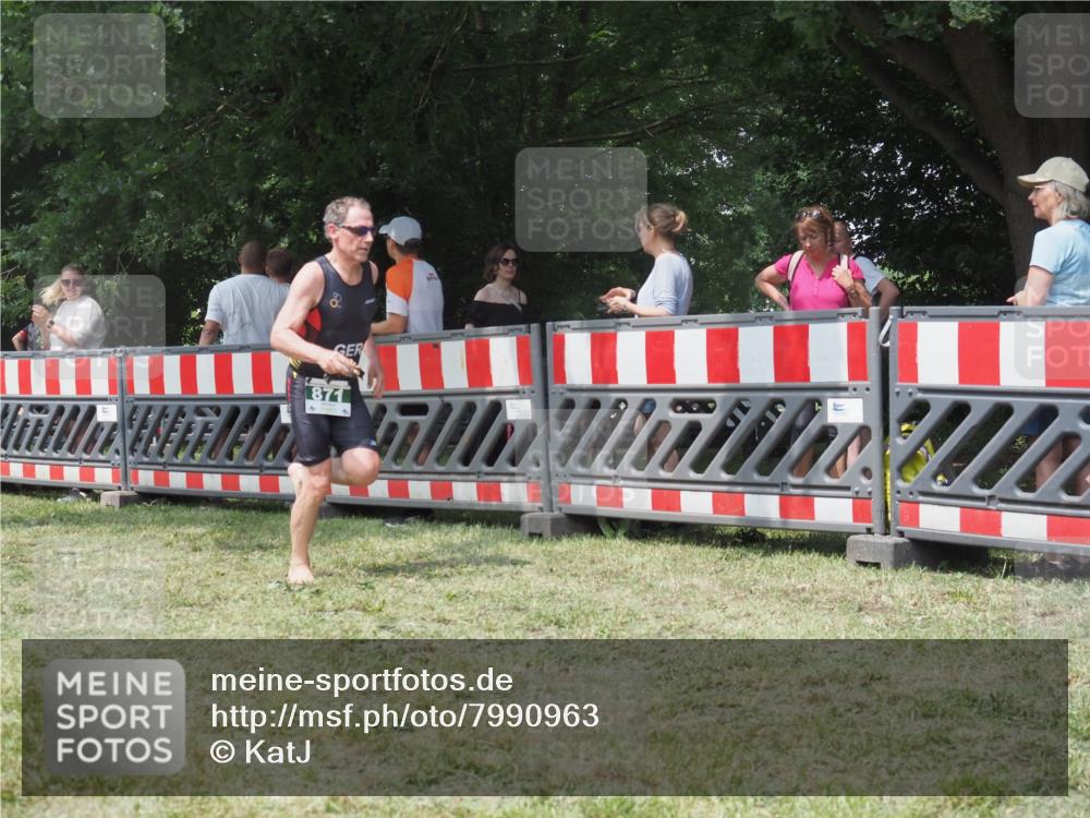 21.06.2025 - 27. Vierlanden-Triathlon KatJ http://msf.ph/oto/7990963 15.06.2025 12:30:43 Laufen  meine-sportfotos.de