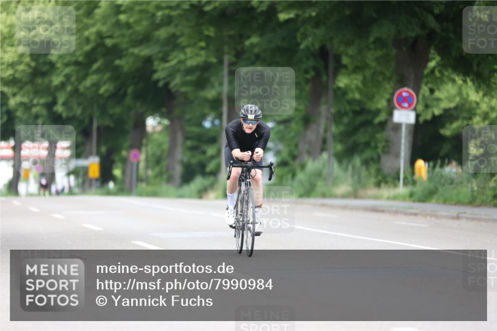 15.06.2025 - 7 Türme Triathlon Yannick Fuchs http://msf.ph/oto/7990984 15.06.2025 11:56:24 Radfahren 211, 303 meine-sportfotos.de