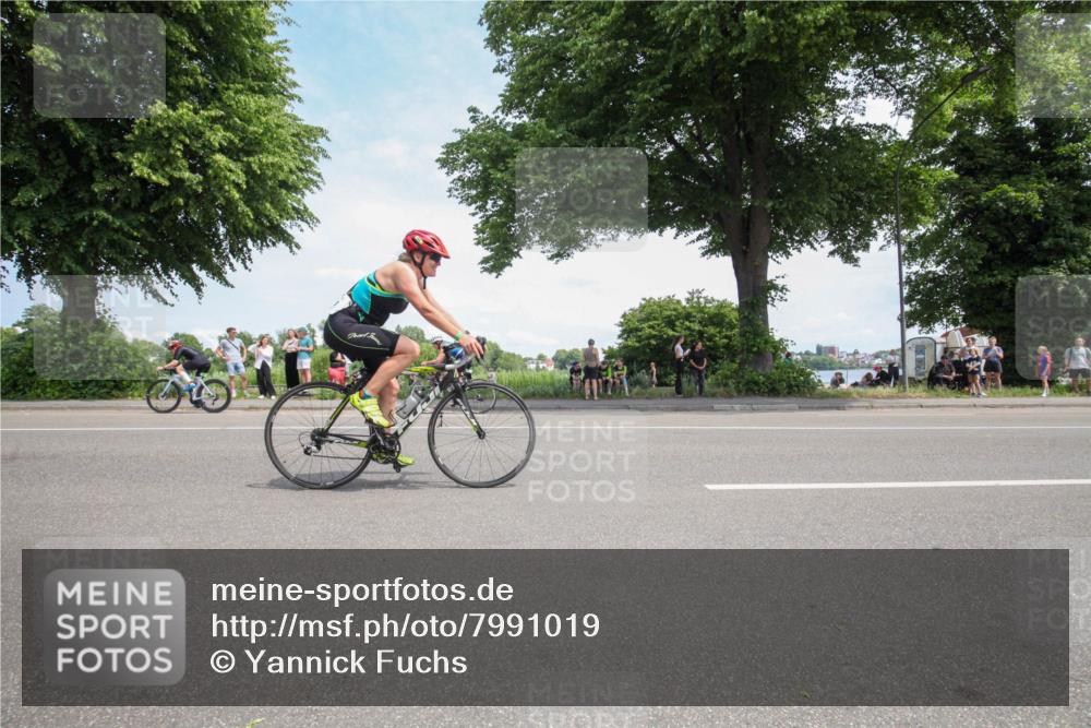 15.06.2025 - 7 Türme Triathlon Yannick Fuchs http://msf.ph/oto/7991019 15.06.2025 13:19:39 Radfahren 369, 484, 590, 965, 977, 1068, 1079 meine-sportfotos.de