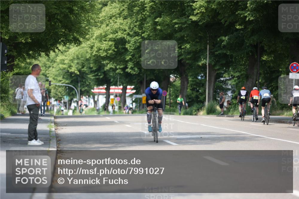 15.06.2025 - 7 Türme Triathlon Yannick Fuchs http://msf.ph/oto/7991027 15.06.2025 13:04:19 Radfahren 271, 333, 421, 815, 875, 1059, 1063, 1088, 1097 meine-sportfotos.de