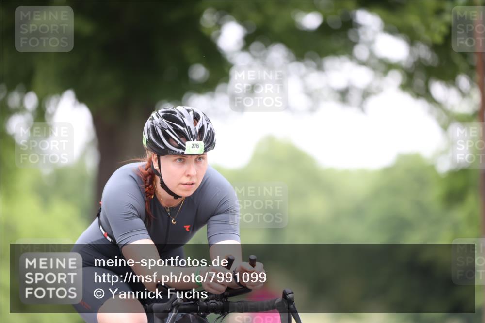 15.06.2025 - 7 Türme Triathlon Yannick Fuchs http://msf.ph/oto/7991099 15.06.2025 11:56:45 Radfahren  meine-sportfotos.de