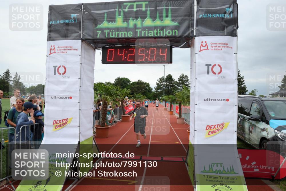 15.06.2025 - 7 Türme Triathlon Michael Strokosch http://msf.ph/oto/7991130 15.06.2025 14:25:04 Ziel 390, 932 meine-sportfotos.de
