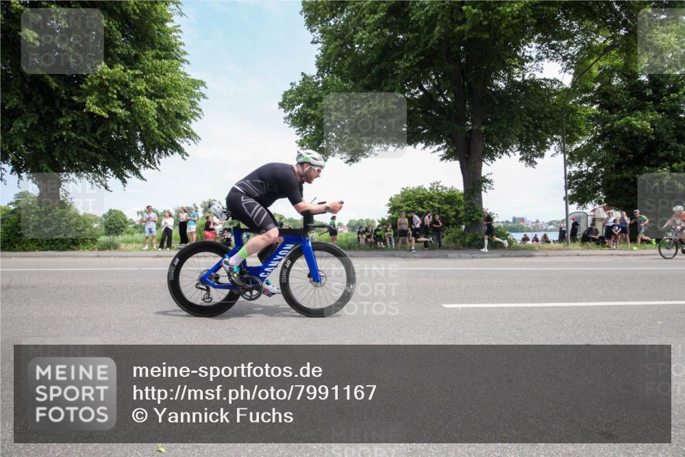 15.06.2025 - 7 Türme Triathlon Yannick Fuchs http://msf.ph/oto/7991167 15.06.2025 13:21:00 Radfahren 387, 466, 914 meine-sportfotos.de