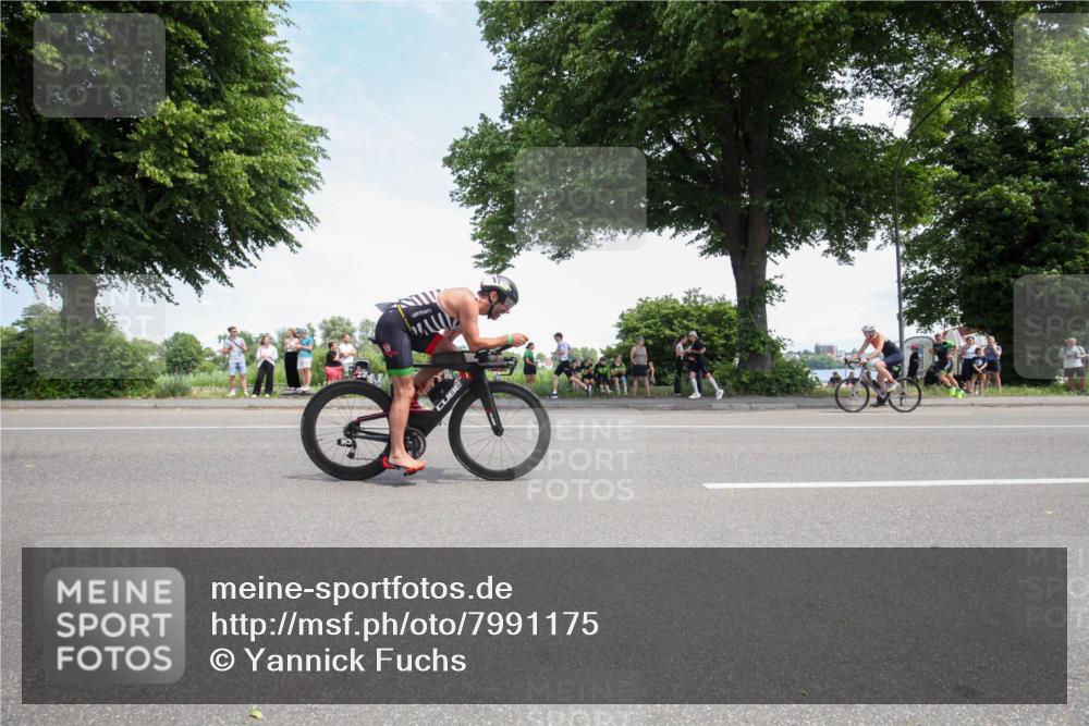 15.06.2025 - 7 Türme Triathlon Yannick Fuchs http://msf.ph/oto/7991175 15.06.2025 13:21:01 Radfahren 387, 466, 914 meine-sportfotos.de