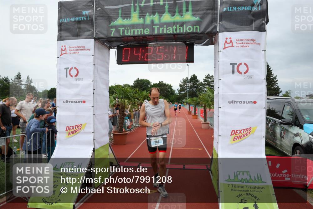 15.06.2025 - 7 Türme Triathlon Michael Strokosch http://msf.ph/oto/7991208 15.06.2025 14:25:10 Ziel 380, 932, 1030 meine-sportfotos.de