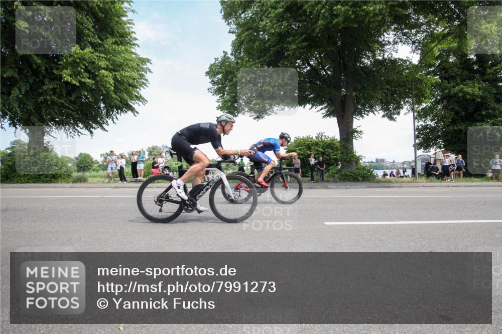 15.06.2025 - 7 Türme Triathlon Yannick Fuchs http://msf.ph/oto/7991273 15.06.2025 13:22:12 Radfahren 458, 678, 937, 983, 1133 meine-sportfotos.de