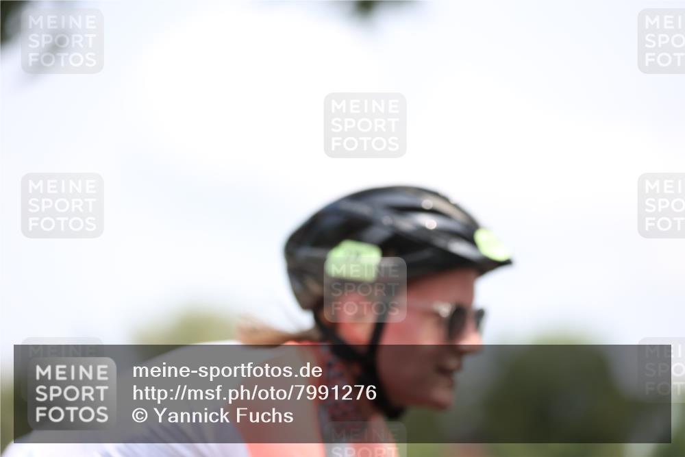 15.06.2025 - 7 Türme Triathlon Yannick Fuchs http://msf.ph/oto/7991276 15.06.2025 13:04:33 Radfahren 379, 816 meine-sportfotos.de