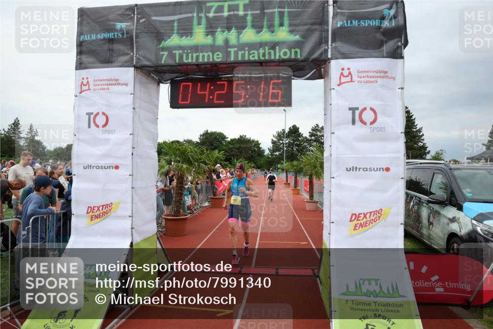 15.06.2025 - 7 Türme Triathlon Michael Strokosch http://msf.ph/oto/7991340 15.06.2025 14:25:16 Ziel 380, 894, 977, 1030 meine-sportfotos.de