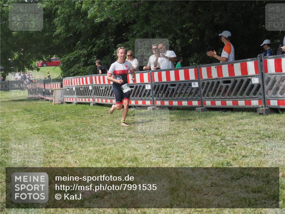 21.06.2025 - 27. Vierlanden-Triathlon KatJ http://msf.ph/oto/7991535 15.06.2025 12:33:52 Laufen  meine-sportfotos.de
