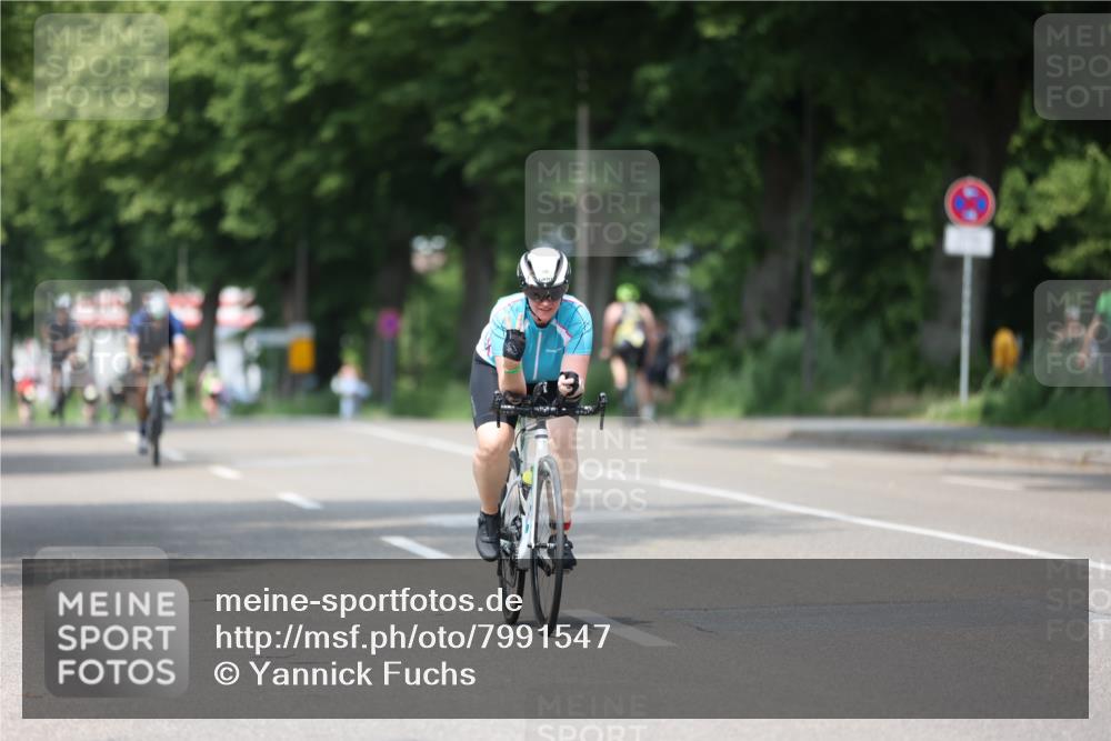 15.06.2025 - 7 Türme Triathlon Yannick Fuchs http://msf.ph/oto/7991547 15.06.2025 13:04:50 Radfahren 464, 502, 944, 1007, 1082 meine-sportfotos.de