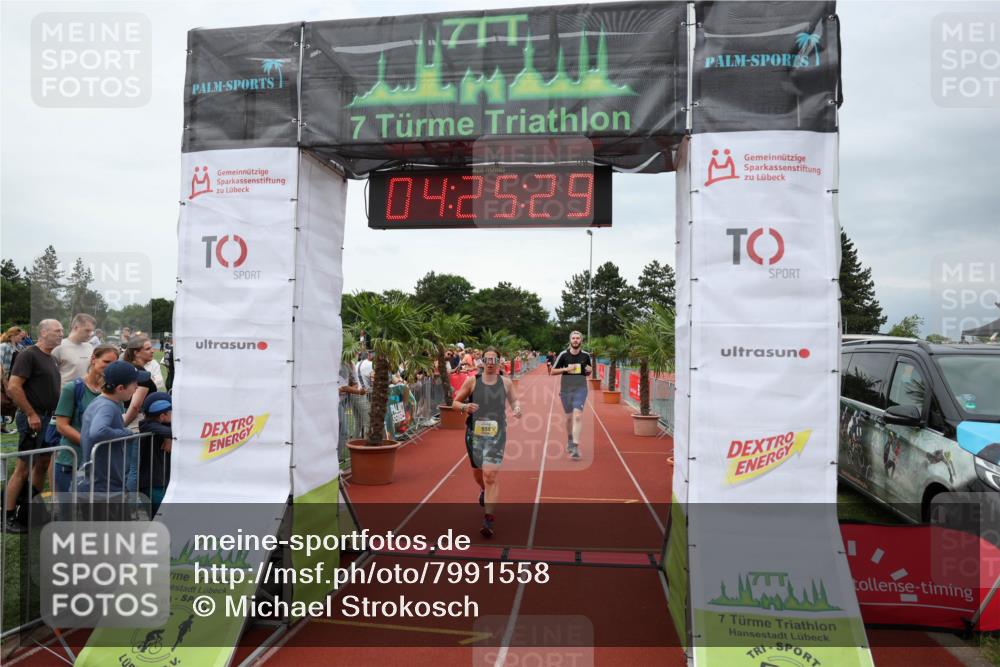 15.06.2025 - 7 Türme Triathlon Michael Strokosch http://msf.ph/oto/7991558 15.06.2025 14:25:29 Ziel 847, 994 meine-sportfotos.de