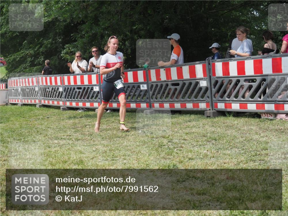21.06.2025 - 27. Vierlanden-Triathlon KatJ http://msf.ph/oto/7991562 15.06.2025 12:33:53 Laufen  meine-sportfotos.de