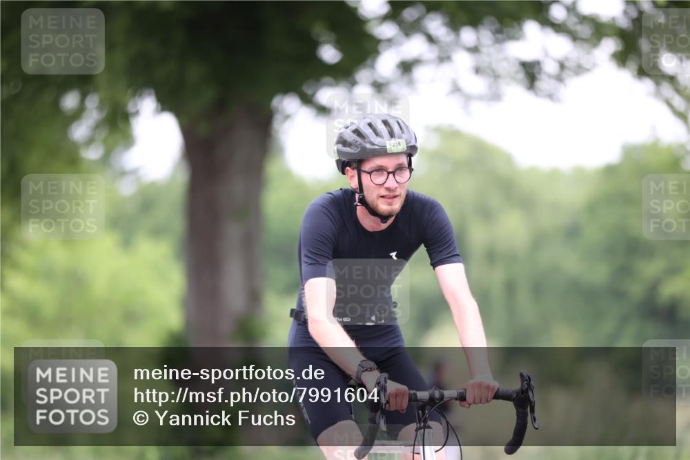 15.06.2025 - 7 Türme Triathlon Yannick Fuchs http://msf.ph/oto/7991604 15.06.2025 11:58:25 Radfahren 258, 276 meine-sportfotos.de