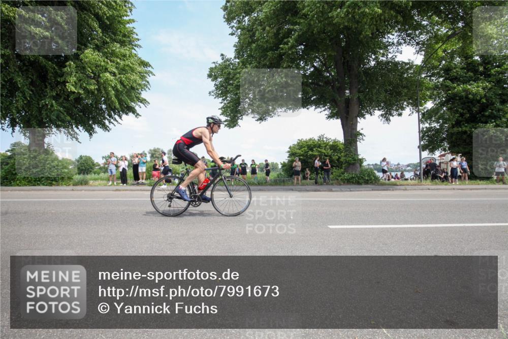 15.06.2025 - 7 Türme Triathlon Yannick Fuchs http://msf.ph/oto/7991673 15.06.2025 13:24:57 Radfahren 208, 309, 371, 373, 473, 550 meine-sportfotos.de