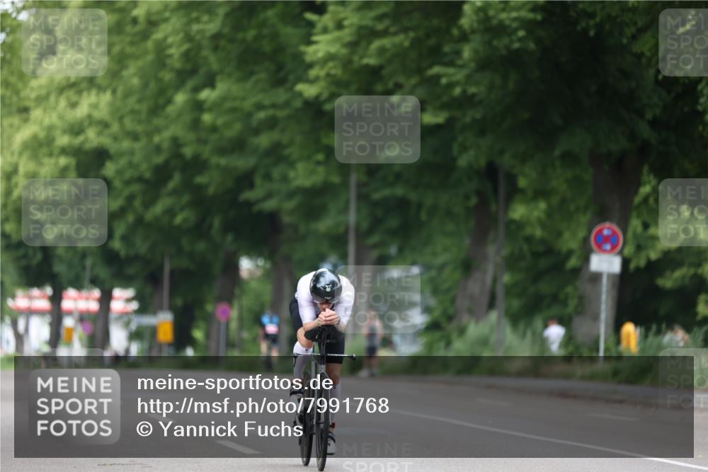 15.06.2025 - 7 Türme Triathlon Yannick Fuchs http://msf.ph/oto/7991768 15.06.2025 11:59:06 Radfahren  meine-sportfotos.de