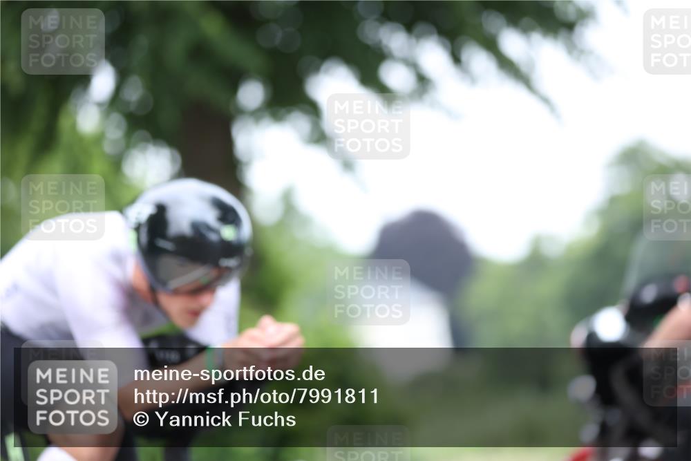 15.06.2025 - 7 Türme Triathlon Yannick Fuchs http://msf.ph/oto/7991811 15.06.2025 11:59:08 Radfahren  meine-sportfotos.de