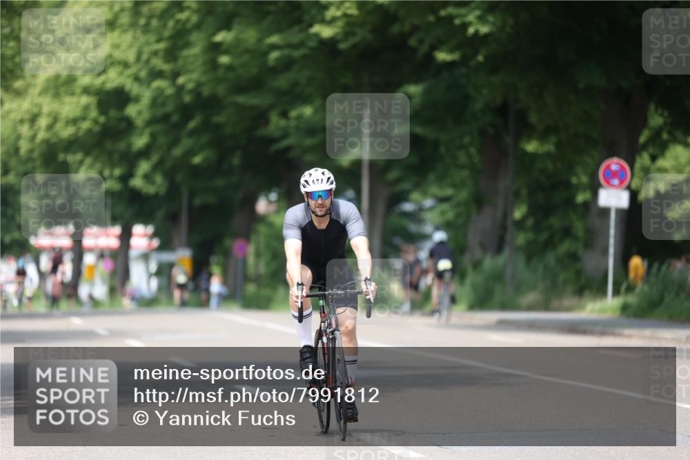 15.06.2025 - 7 Türme Triathlon Yannick Fuchs http://msf.ph/oto/7991812 15.06.2025 13:04:58 Radfahren 464, 474, 944, 1082 meine-sportfotos.de