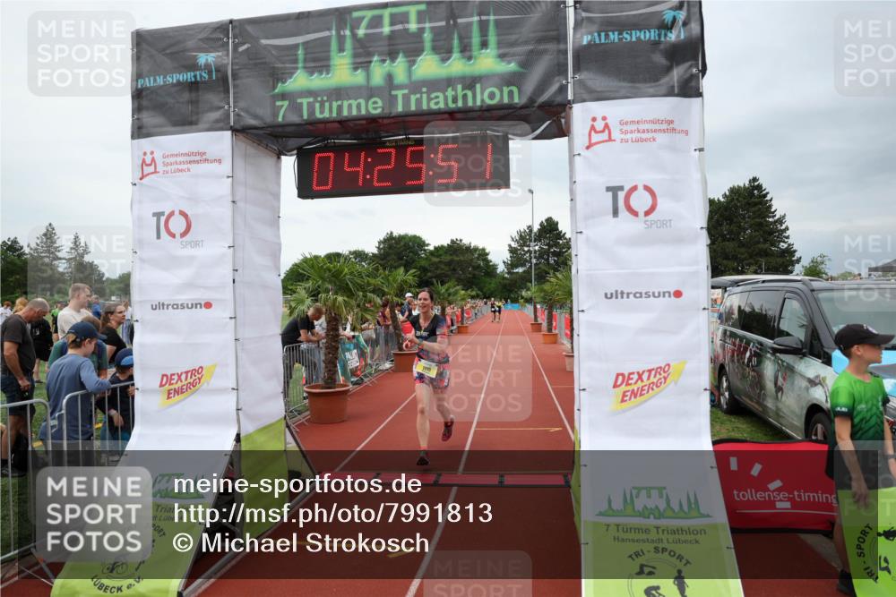 15.06.2025 - 7 Türme Triathlon Michael Strokosch http://msf.ph/oto/7991813 15.06.2025 14:25:50 Ziel 461, 1009, 1115 meine-sportfotos.de