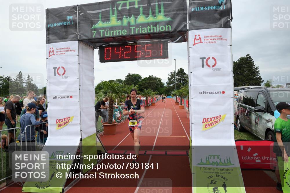 15.06.2025 - 7 Türme Triathlon Michael Strokosch http://msf.ph/oto/7991841 15.06.2025 14:25:51 Ziel 461, 1115 meine-sportfotos.de