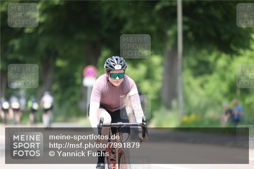 15.06.2025 - 7 Türme Triathlon Yannick Fuchs http://msf.ph/oto/7991879 15.06.2025 13:05:06 Radfahren 469 meine-sportfotos.de