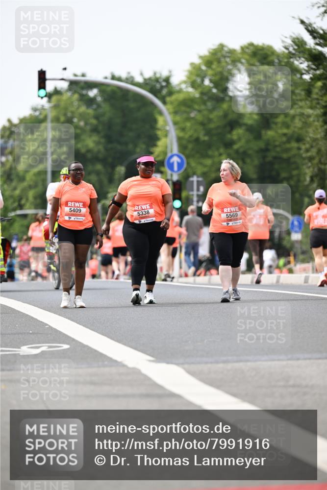 15.06.2025 - REWE Women's Run Dr. Thomas Lammeyer http://msf.ph/oto/7991916 15.06.2025 10:51:41 Laufen 5409, 5338, 5569 meine-sportfotos.de