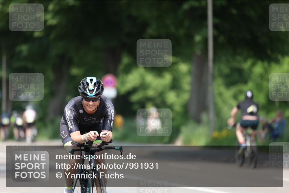 15.06.2025 - 7 Türme Triathlon Yannick Fuchs http://msf.ph/oto/7991931 15.06.2025 13:05:07 Radfahren 469 meine-sportfotos.de