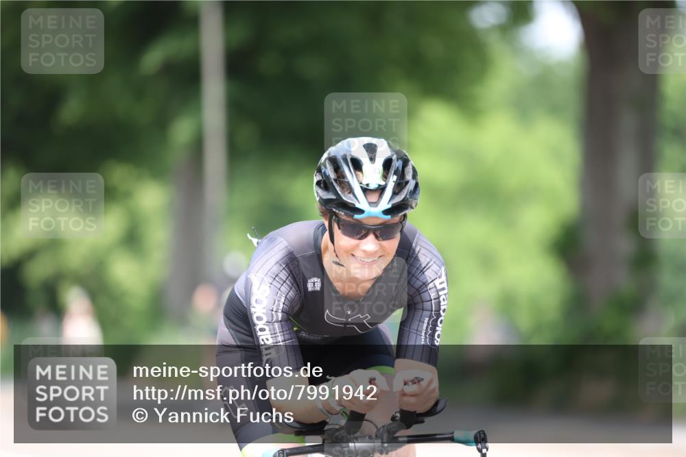 15.06.2025 - 7 Türme Triathlon Yannick Fuchs http://msf.ph/oto/7991942 15.06.2025 13:05:08 Radfahren 469 meine-sportfotos.de