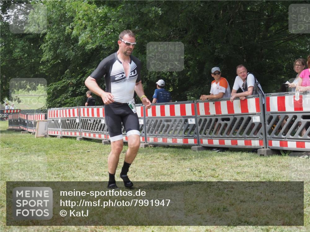 21.06.2025 - 27. Vierlanden-Triathlon KatJ http://msf.ph/oto/7991947 15.06.2025 12:34:33 Laufen  meine-sportfotos.de